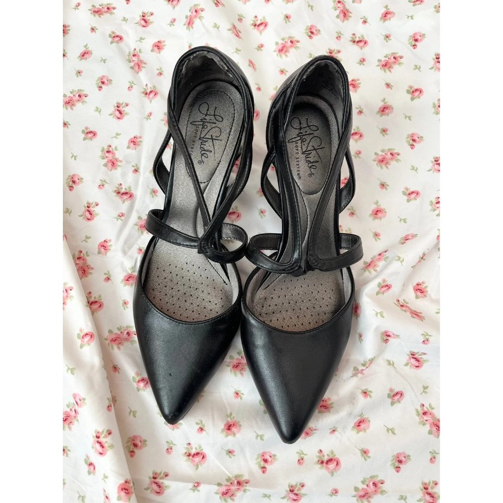 life stride black faux leather scrappy kitten heels